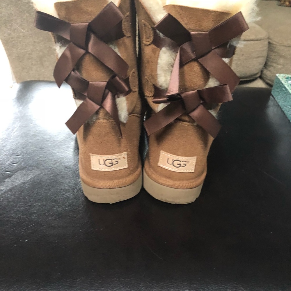 Bailey Bows great condition